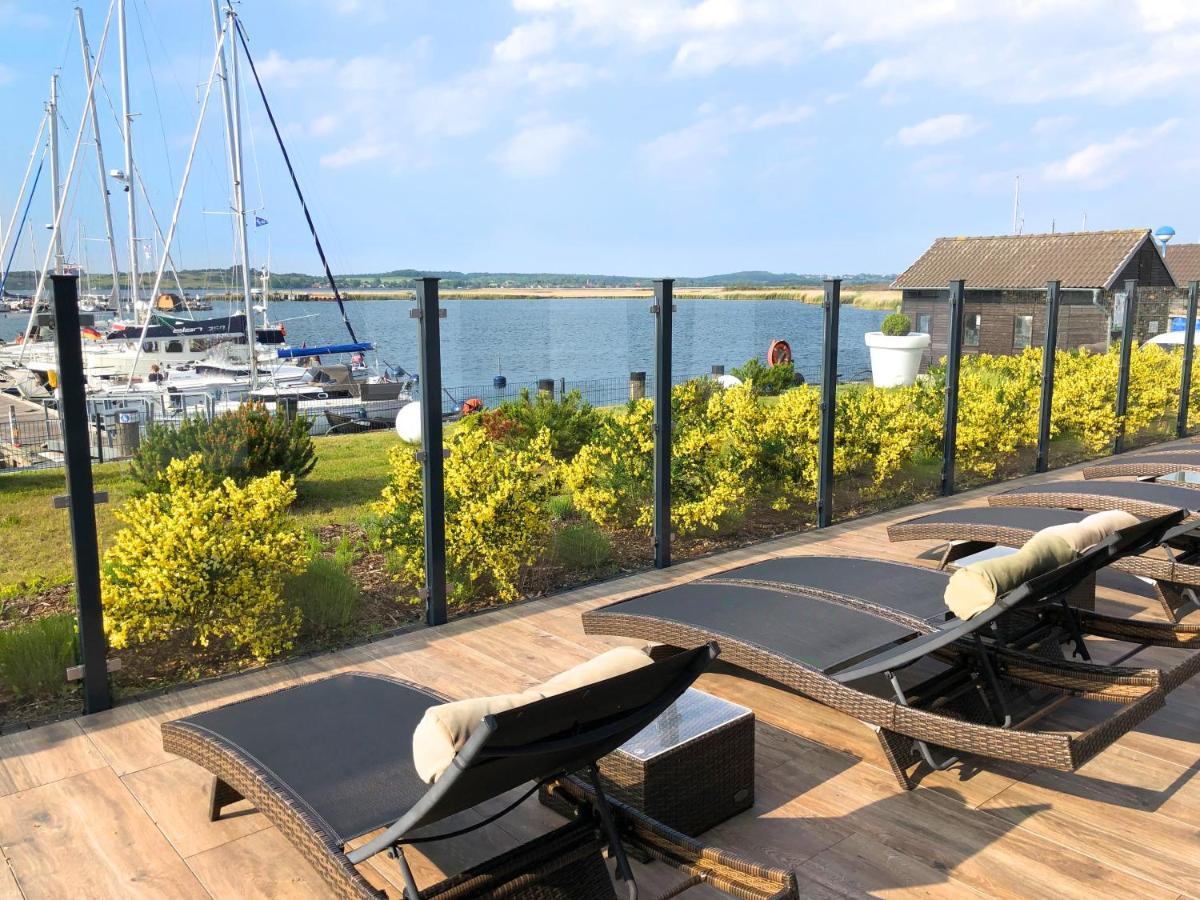Moenchgut Living & Spa Gager Exterior photo The marina