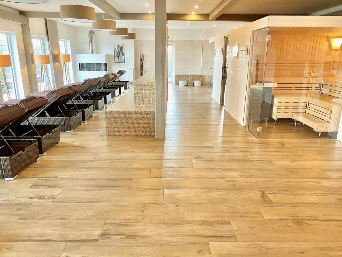 Moenchgut Living & Spa Gager Exterior photo Laminate flooring